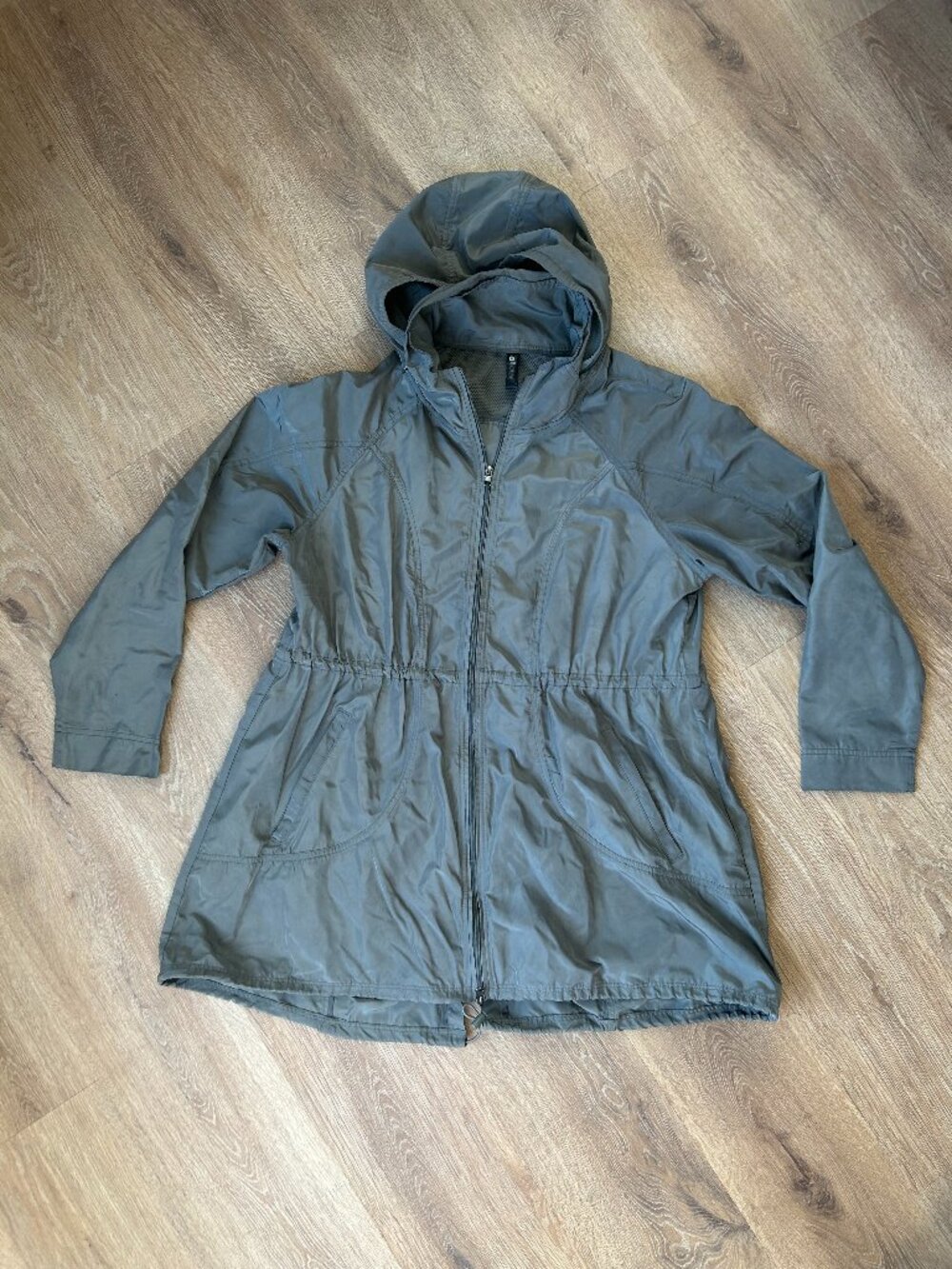 Velocity Women's Olive Green Hooded Water Resistant Running Jacket Size Large